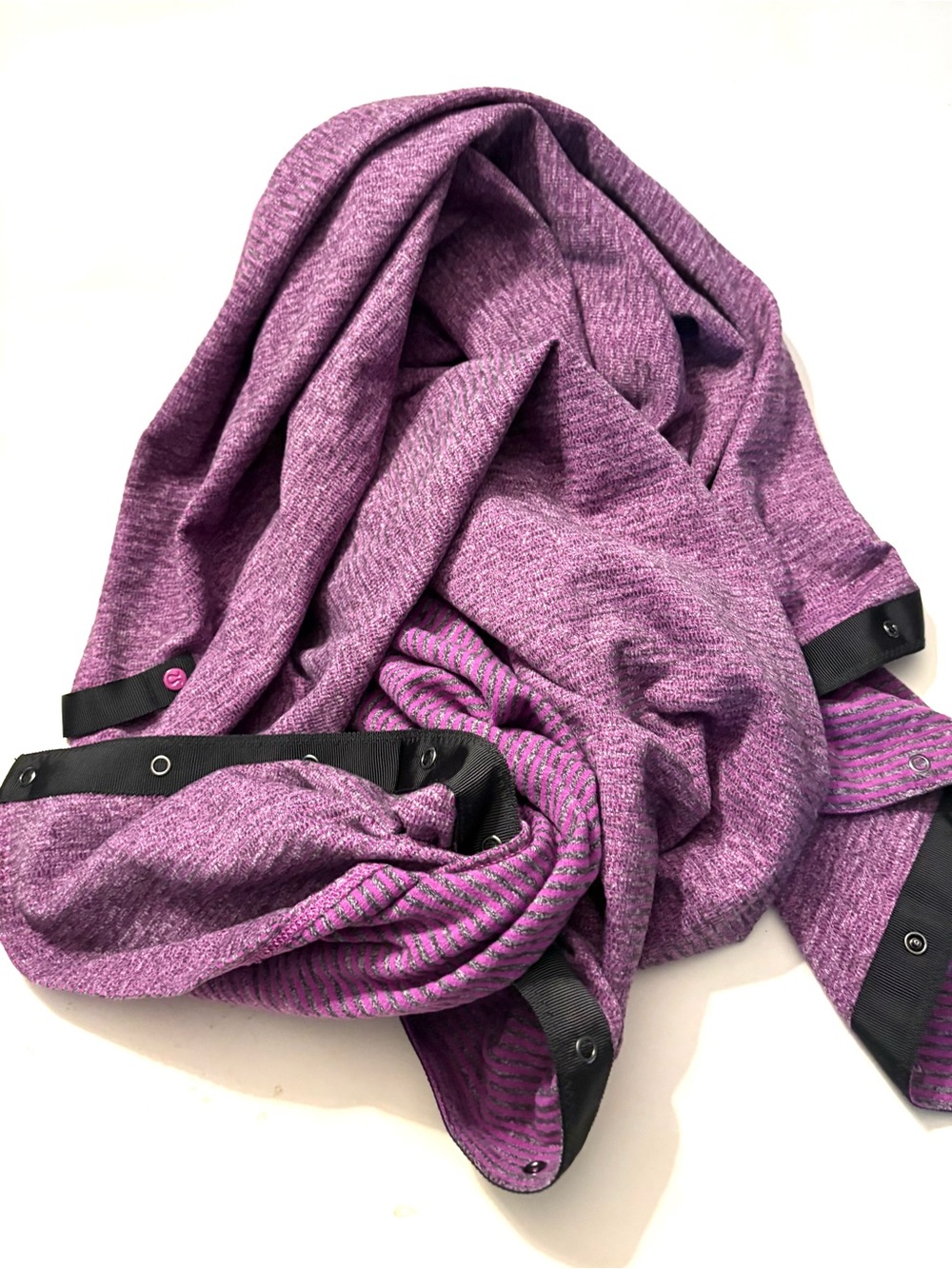 Lululemon Vinyasa Scarf *Rulu
Mini Check Pique Ultra Violet Heathered Black - Picture 7 of 9